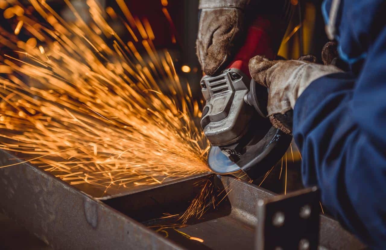 Top-Vorteile eines DeWALT Winkelschleifers für Profis